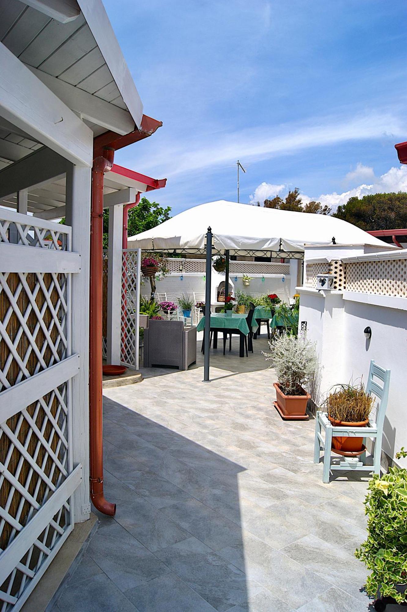 B&B Vento Del Mare San Pietro in Bevagna Exterior photo