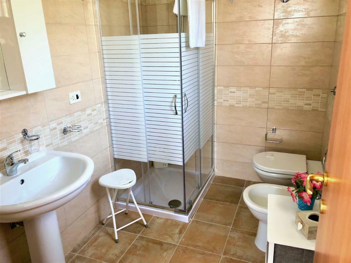 B&B Vento Del Mare San Pietro in Bevagna Exterior photo