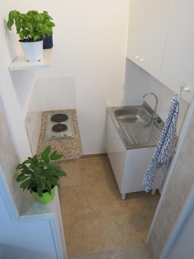B&B Vento Del Mare San Pietro in Bevagna Exterior photo